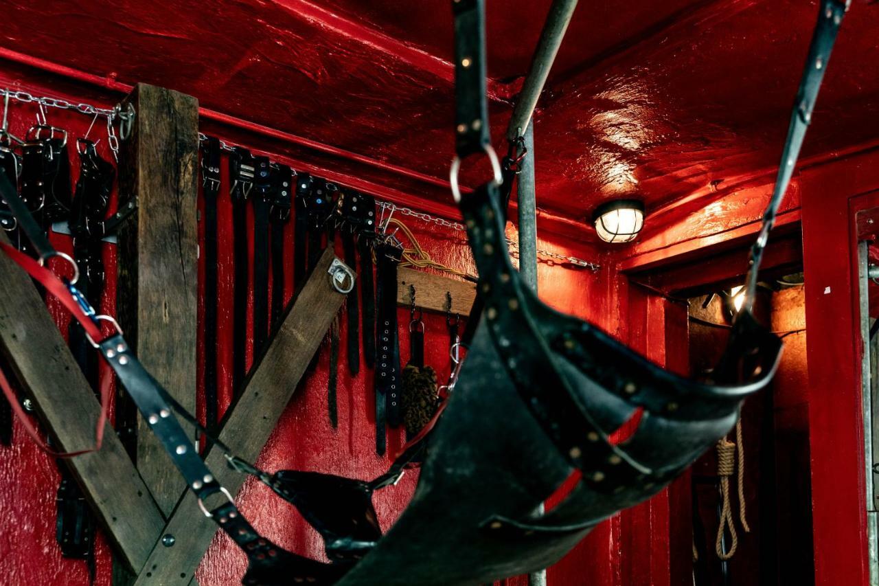 Brighton Erotic Boudoir Daire Dış mekan fotoğraf